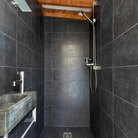 Unique Luxury Detached By The Sea Holiday home *